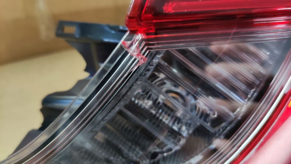 Ліхтар задній правий Toyota Camry 80 full led