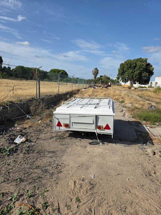 Auto-tenda usada