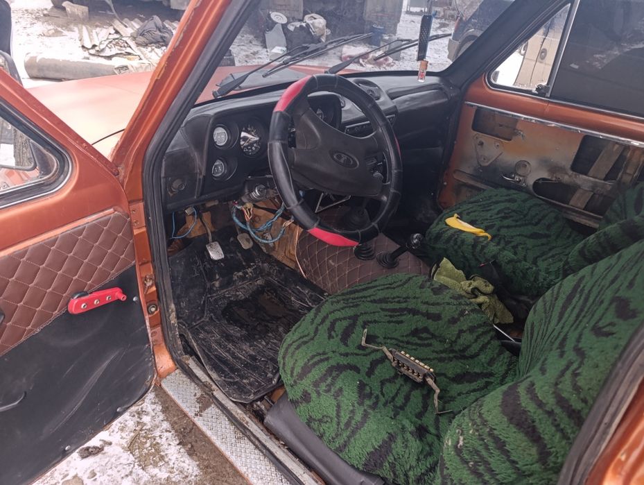 Нива 4x4 1.6 газ бензин