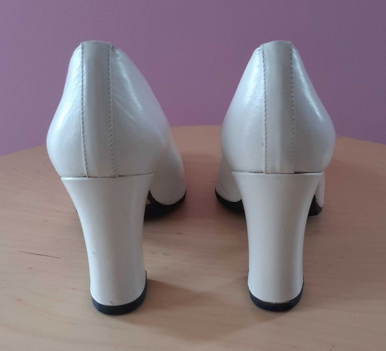 Sapato Salto Alto Branco Perola num 36