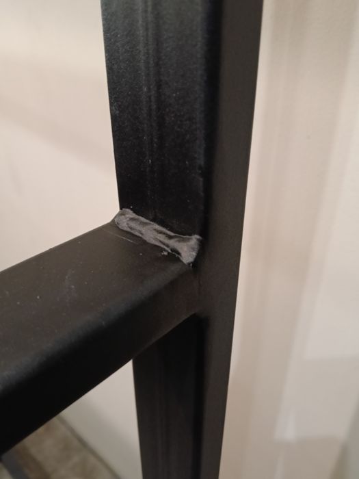 Stojak na drewno kominkowe