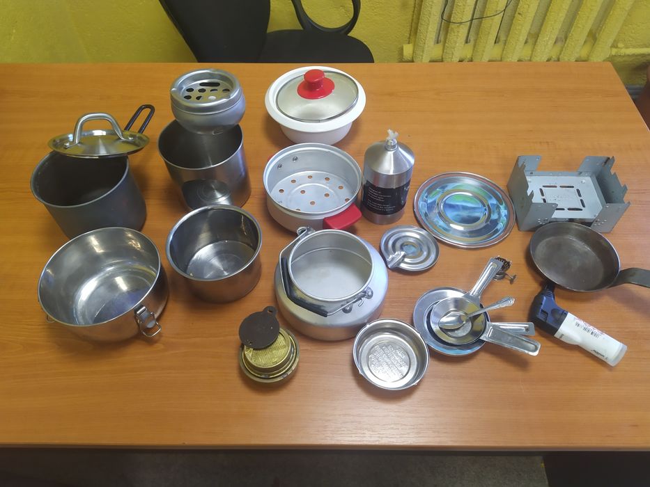 Туристичне столове приладдя