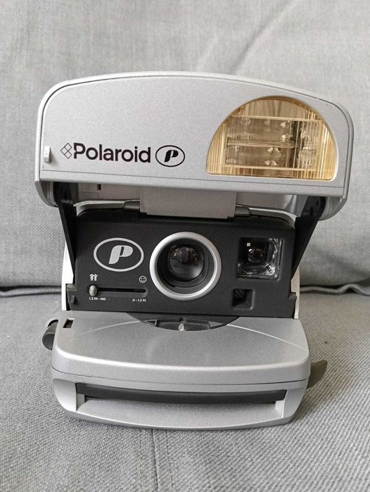 Câmera Polaroid P600 usada