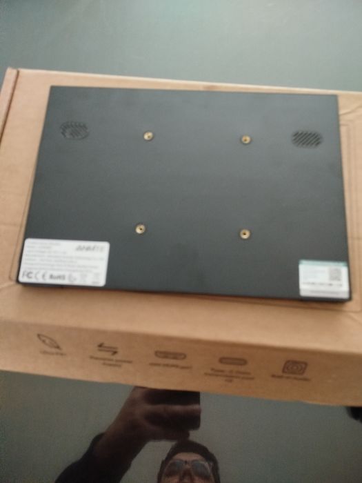 Monitor 10,5 Polegadas