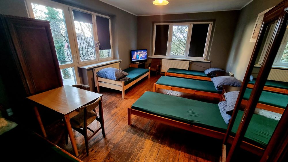 tanie noclegi, najem mieszkania dla firm Rybnik Rudzka 54 - 26 miejsc