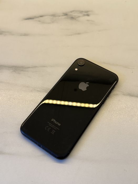 Sprzedam Iphone XR 64GB