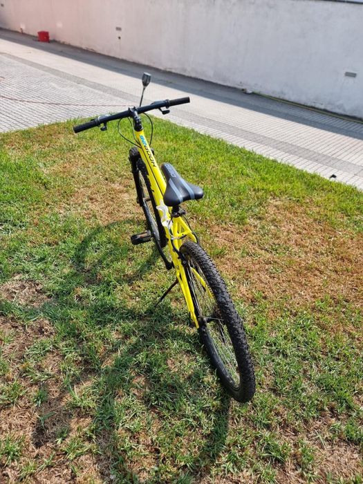 Bicicleta DEED amarela