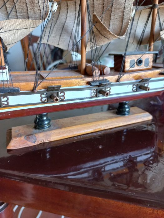 Embarcação antiga. Decoração - maquete Fragata