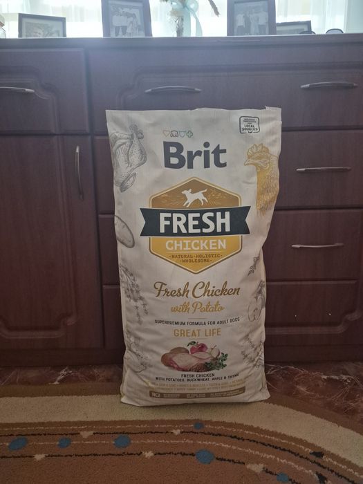 Cухий корм для собак Brit Fresh Chicken Great Life - курка 12 кг