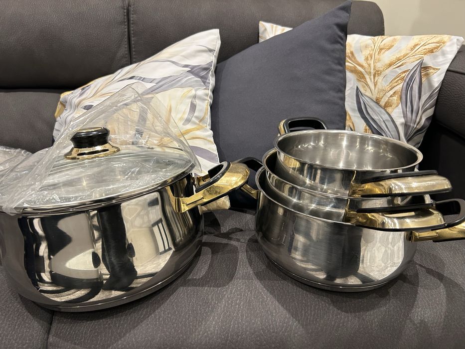 Trem de cozinha com ouro 24 k novo