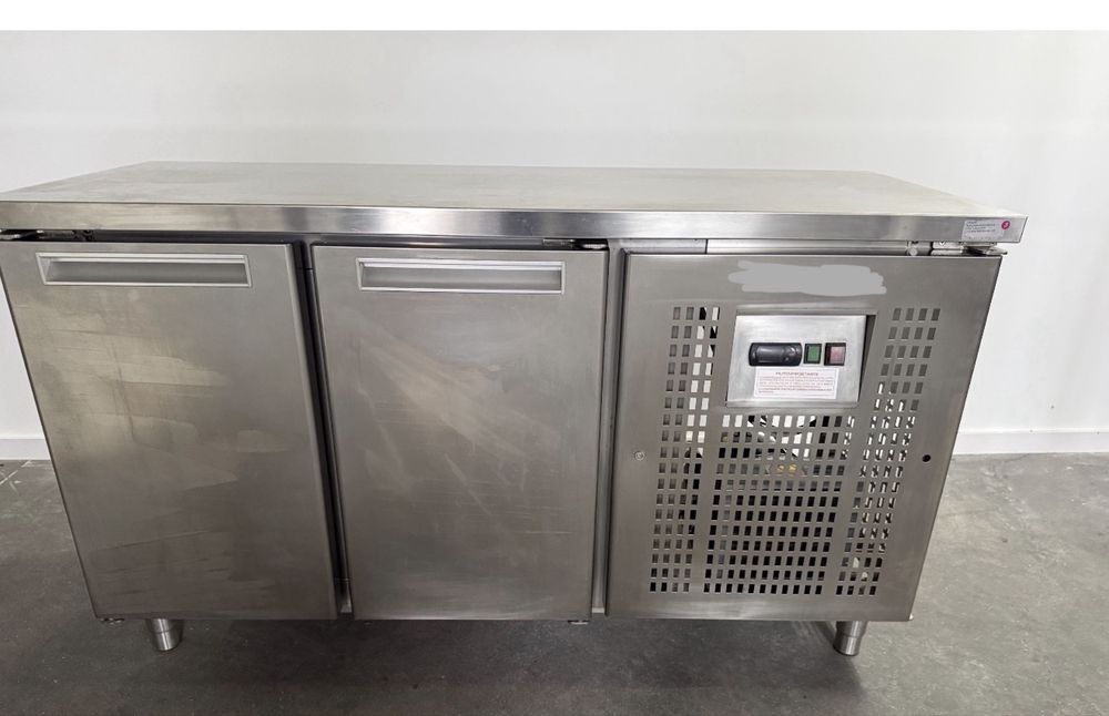 Balcão frigorifico com duas portas frio ventilado