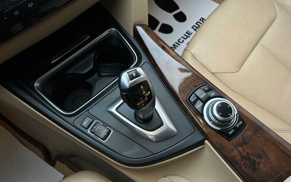BMW 328XI 2013