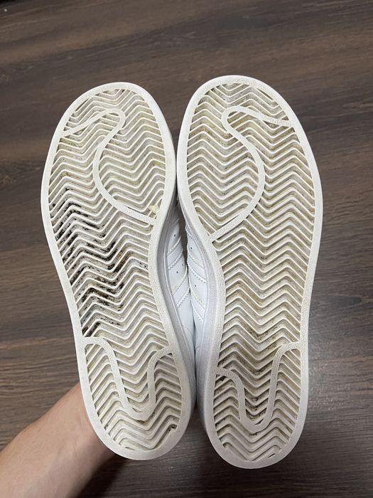 Кросівчки Adidas Superstar шкіра 37 р. 23,5 см в ідеальному стані!