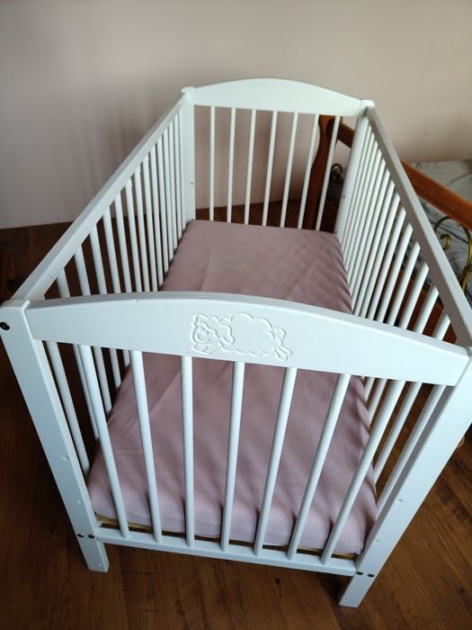 Łóżeczko dziecięce 120x60 białe