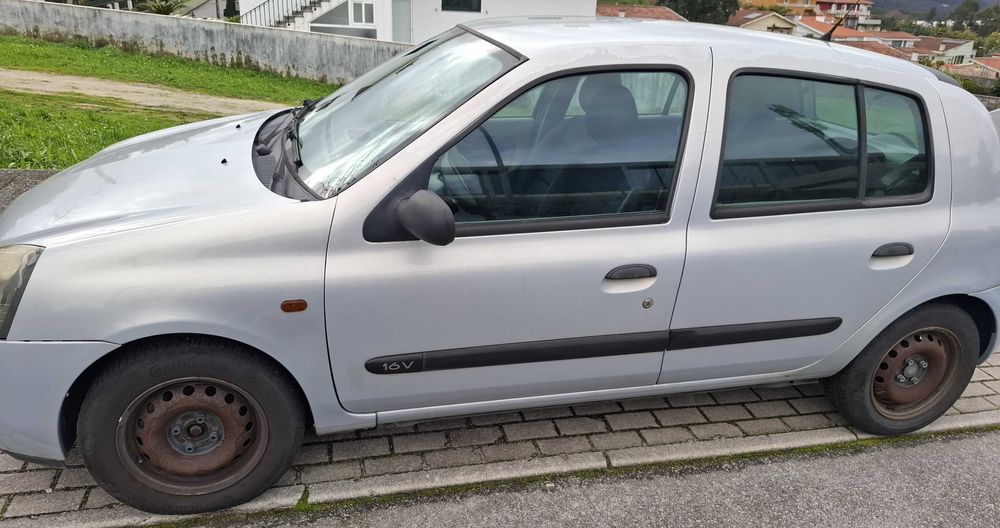 Renault Clio 1.2 16V - 2002