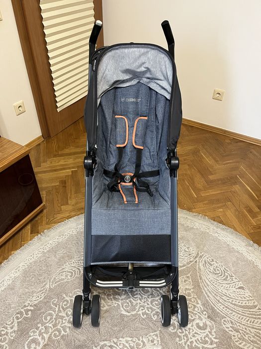 Візок тростинка Maxi-Cosi. Дуже компактний.