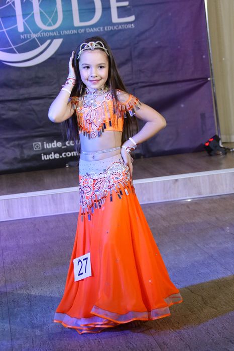 Східний ( восточний костюм)