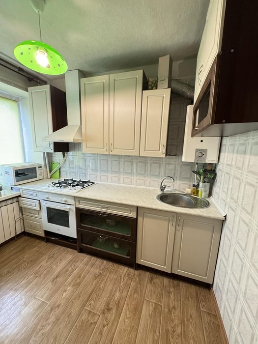 Продам 3-х кім квартиру