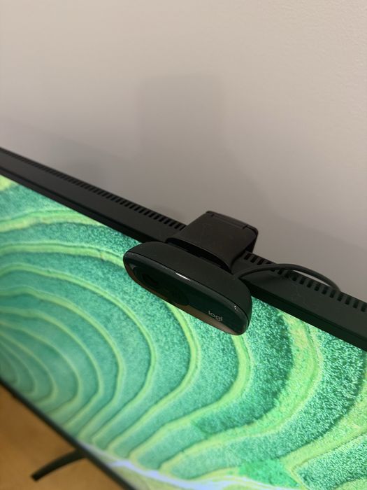 Webcam LOGITECH C270 (HD - 3 MP - Microfone Incorporado)