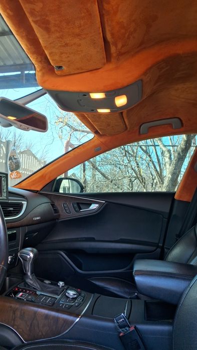 Перетяжка потолков и дверных карт