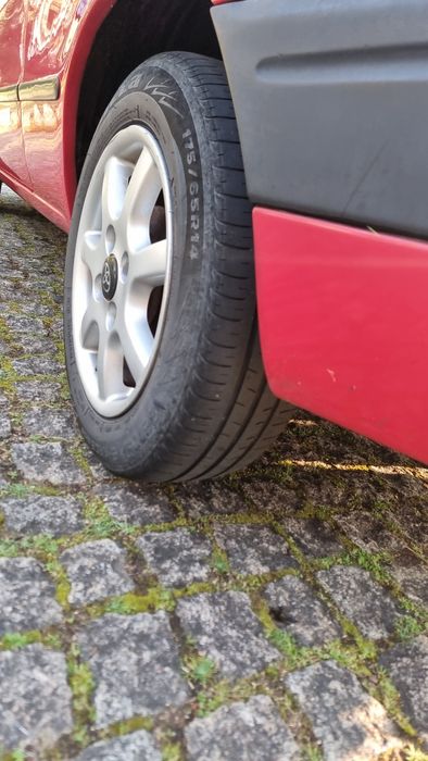 Toyota Corolla 2.0D Starvan (1997)