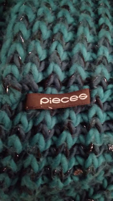 Gruby , ciepły komin , szal -Pieces