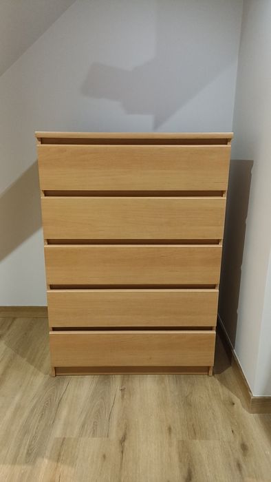 Cómoda e duas mesinhas de cabeceira - Melhor oferta