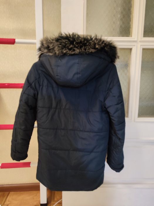 Зимова куртка на хлопчика 7-8 років