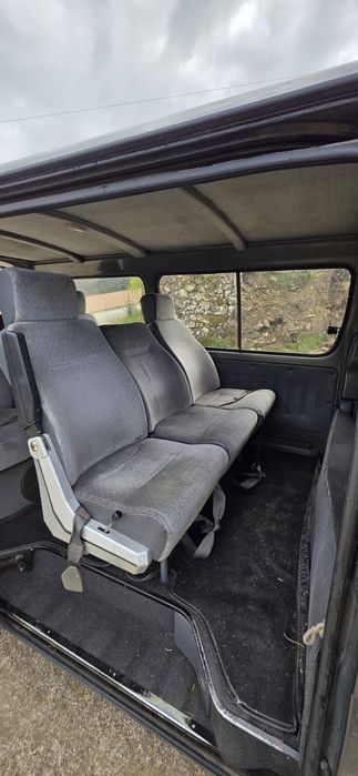 Toyota Hiace 2.4D 9 lugares