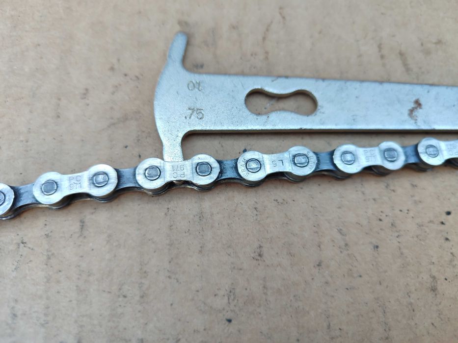 Łańcuch SRAM PC-971 / 9spd. Spinka 108 Ogniw