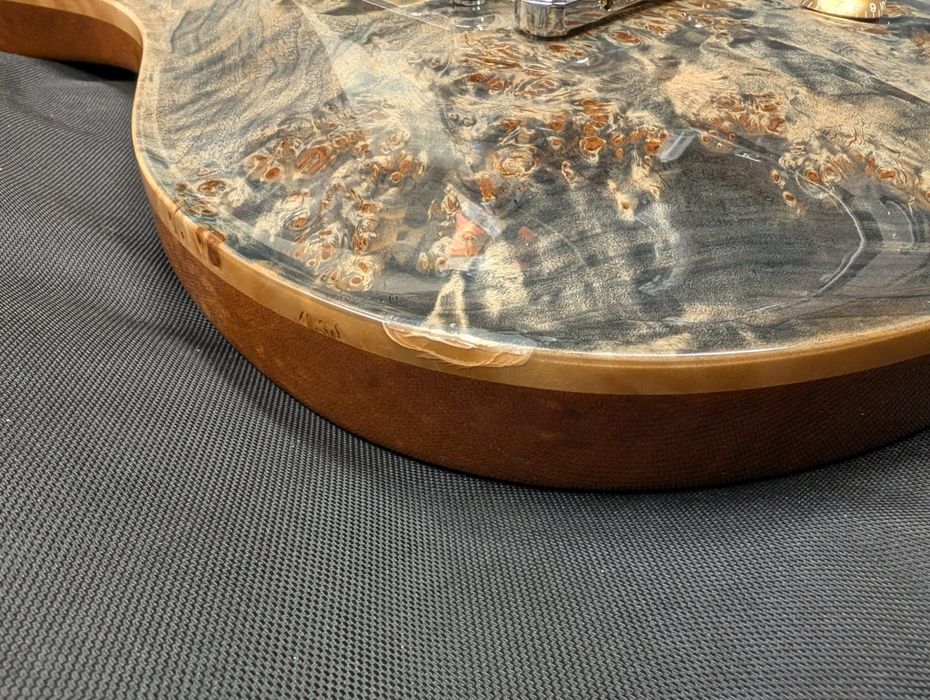 Guitarra Fame Forum IV 2021