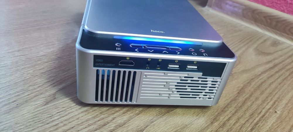 Портативний проектор HOCO DI08