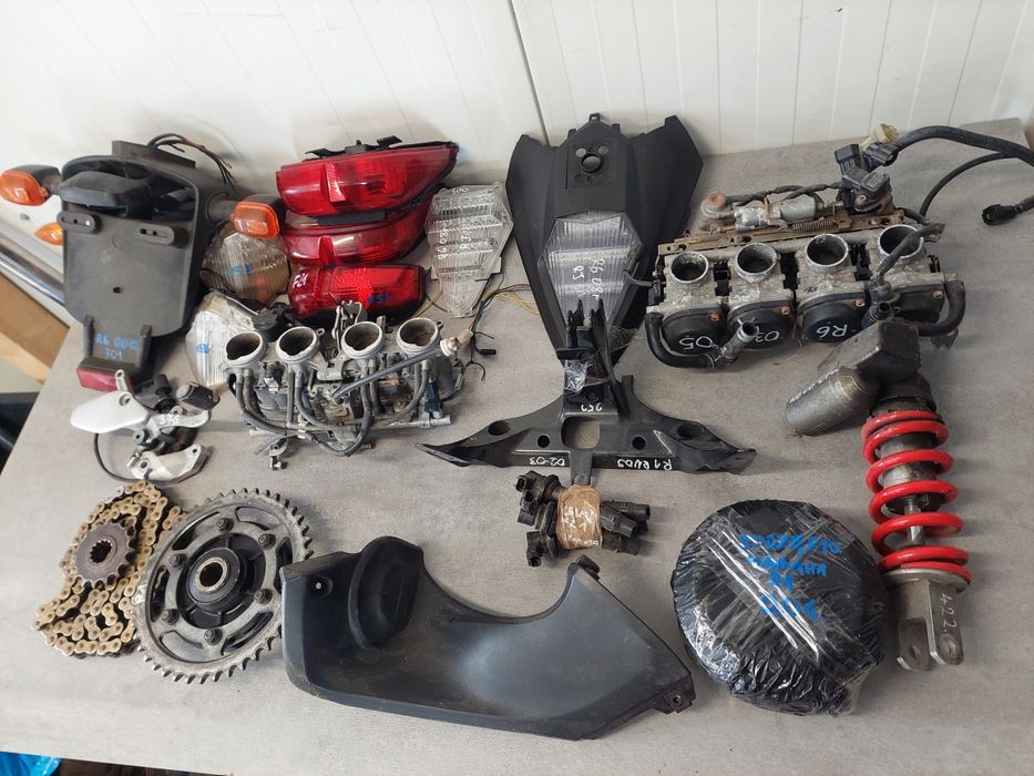 Yamaha yzf r6 r1 lampa amortyzator gaźnik wtrysk napęd sprzęgło kosz