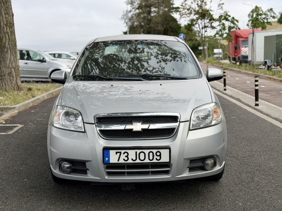 Chevrolet Aveo 1.2 com AC 140 mil kms