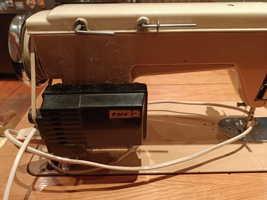 Maszyna do szycia Łucznik