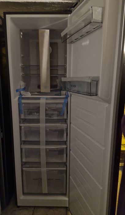 Arca congeladora vertical becken inox no frost