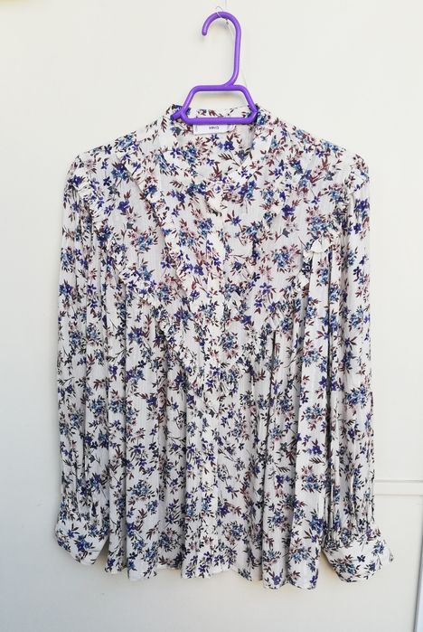 Blusa estampada de senhora, marca Mango, T. M
