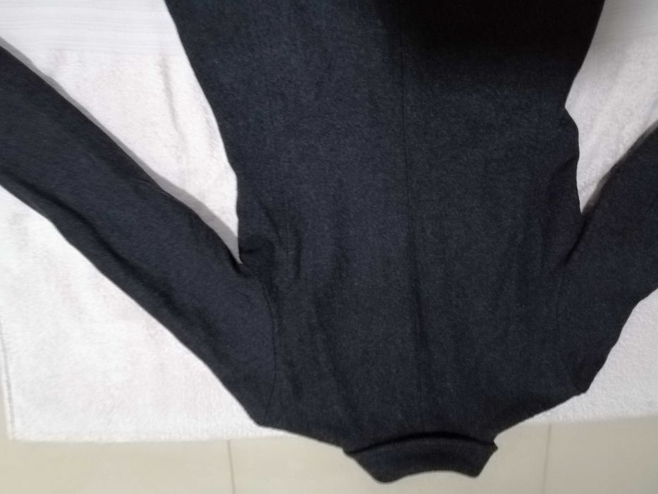 Casaco cinzento, Corte Play, tamanho S