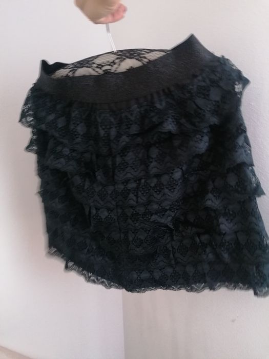 Spódniczka koronka L/40
