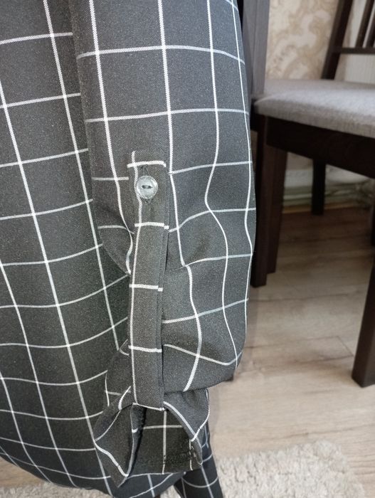 Продам брючний костюм