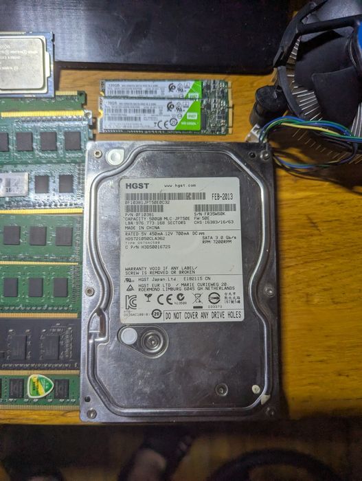 Комплектуючі для комп'ютера. ОЗУ, SSD, HDD, материнська плата, проц