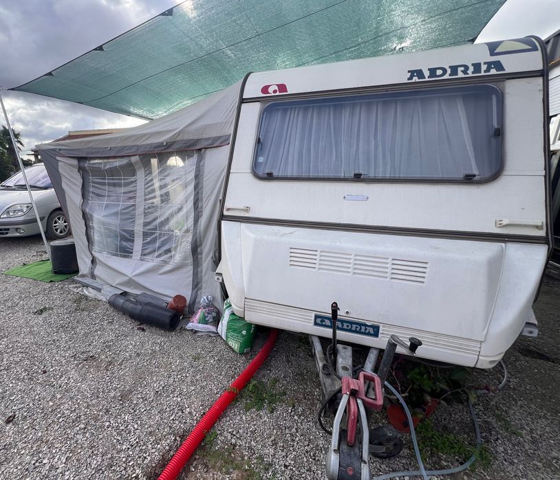 Caravana Adria com documento