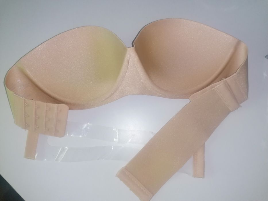 Biustonosz z push up z wymiennym tyłem A