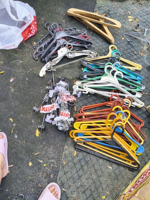 Тремпель пончики вішак для одягу