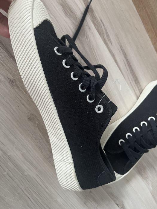 Trampki , tenisowki Pull& Bear 42