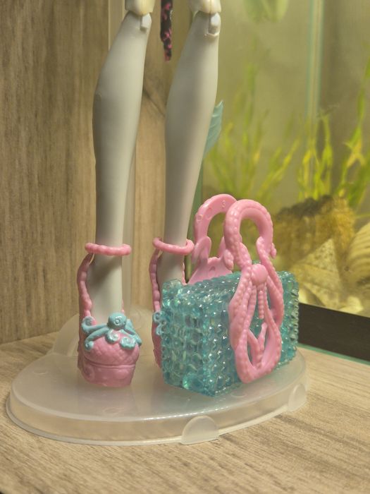 Лагуна Блю Монстер хай