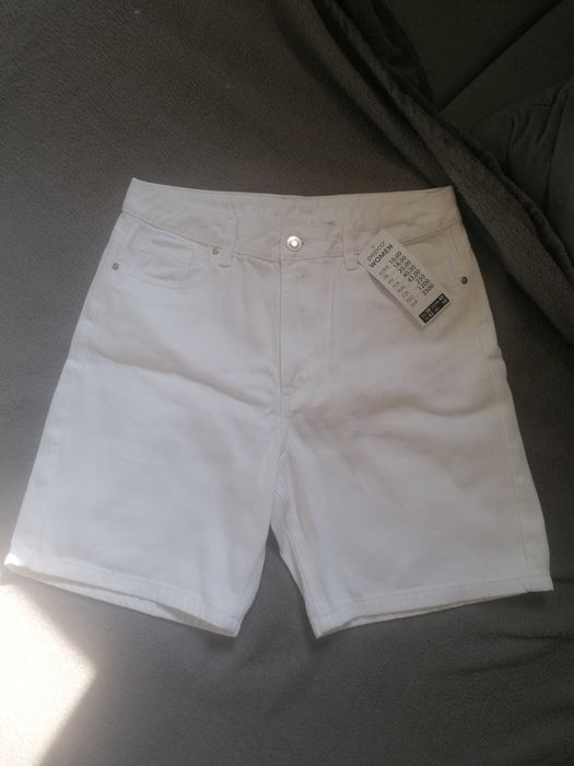Krótkie damskie spodenki jeansowe rozmiar 38