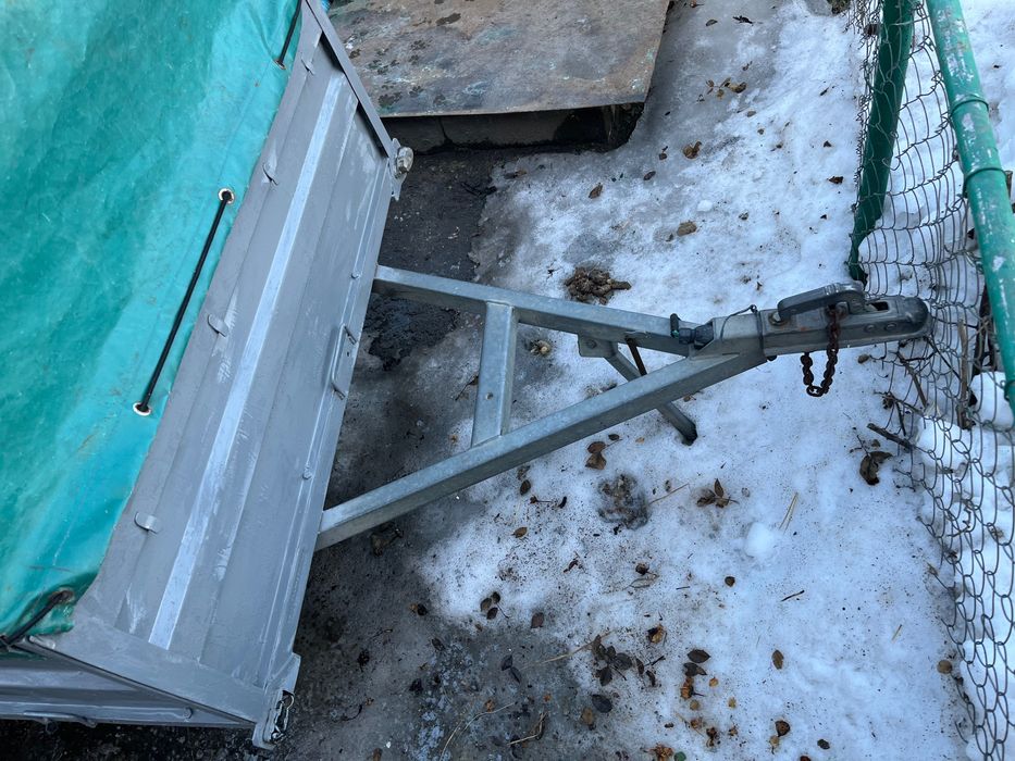 Легковий автопричіп КНОТТ 2,2*1,3.