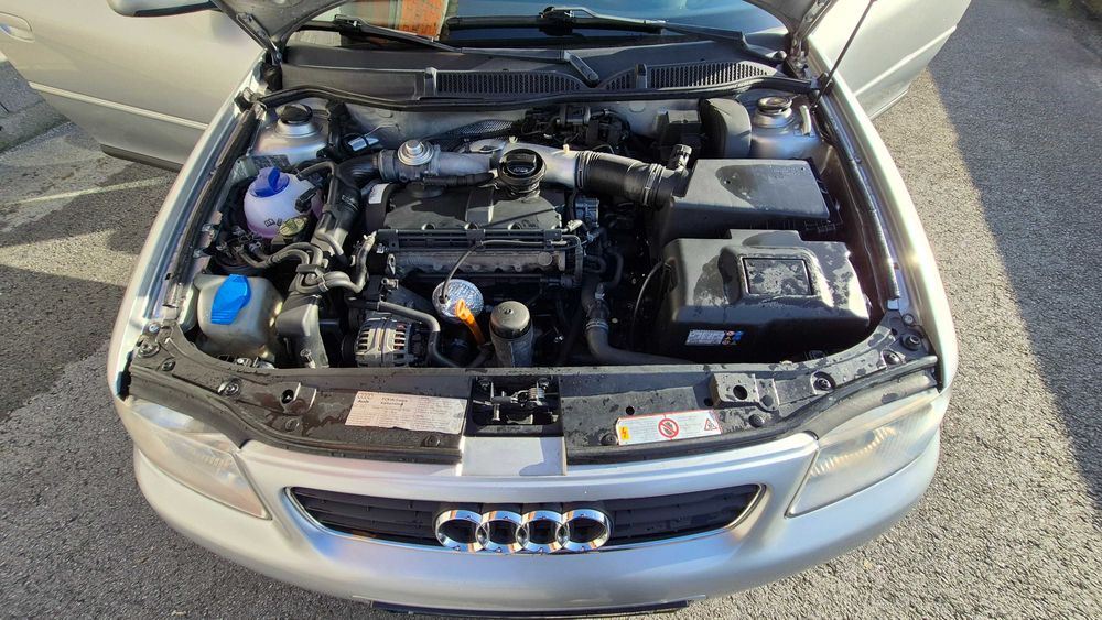 AUDI A3 8L PD 130- Fev 2001 C/314.000km BANCOS RECARO-SOM BOSE-GPS ETC