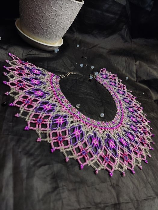 Силянка виконана з чеського бісеру ручна робота підійде для подарунка